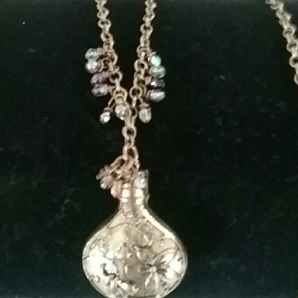 Jewelry - Picture 3 of 5